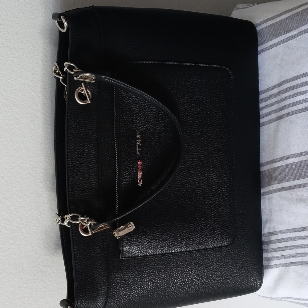 Black bag Adrienne Vittadini